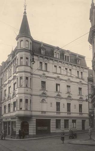 Bankhaus von der Heydt-Kersten & Söhne 1947 (Foto: Historisches Archiv der Commerzbank)
