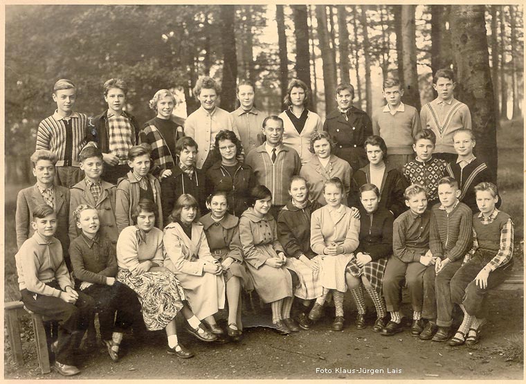 Schulklasse an der Volksschule Gebhardtstraße - Abschlussjahrgang 1958 (Foto Klaus-Jürgen Lais)