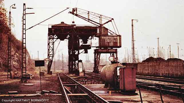 Bekohlungskran am Betriebswerk Wuppertal-Vohwinkel 1971
