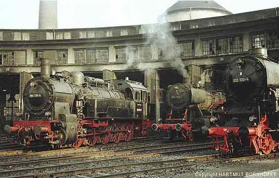 Drei Dampflokomotiven in Wuppertal-Vohwinkel 1972